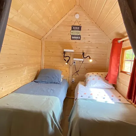 Hotel Le petit moulin à Pouzauges Extérieur photo